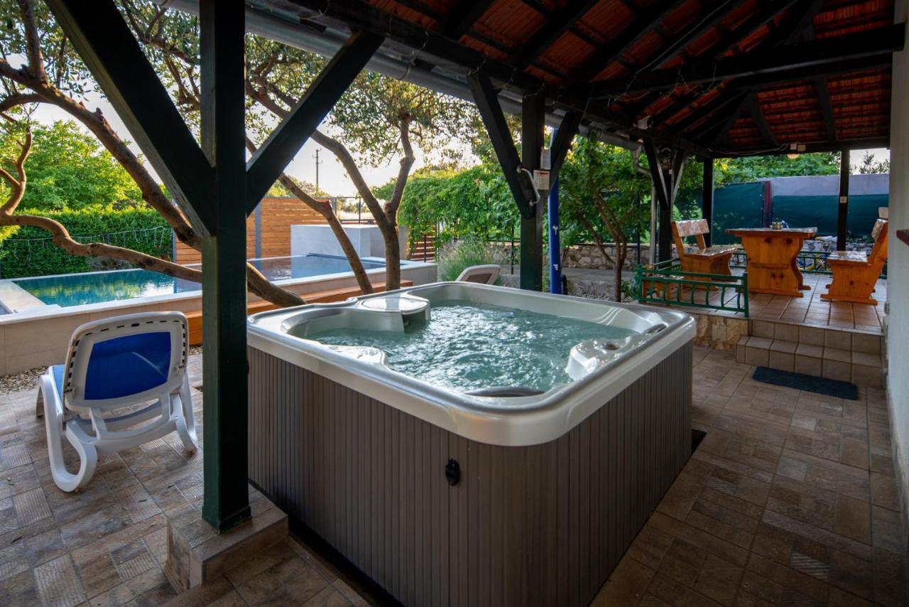 Holiday House Cvita 비오그라드나모루 외부 사진